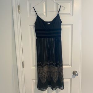 NWT Ann Taylor Loft dress size 4. In perfect condition.